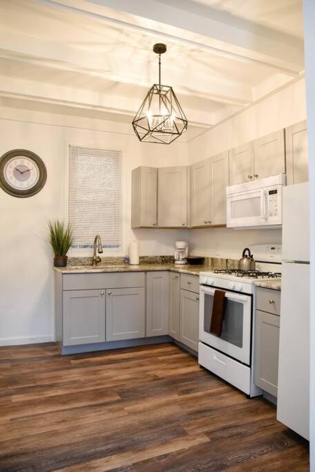 Perfect Pittsburgh Home Close To City & Airport Eksteriør billede
